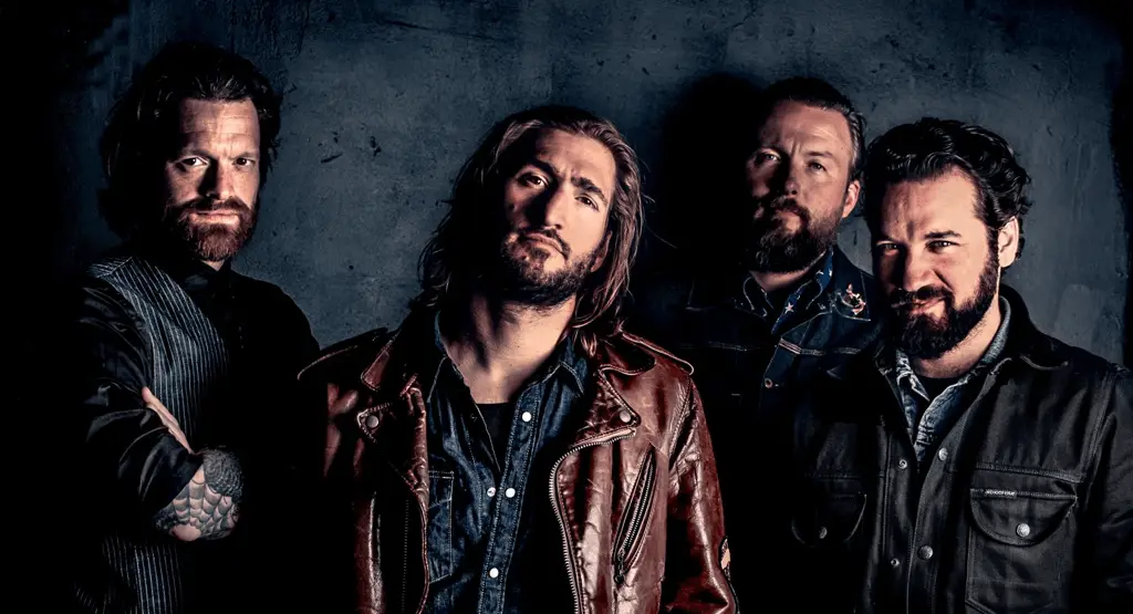 Black-Bottle-Riot-2016-Mike-Nicolaassen