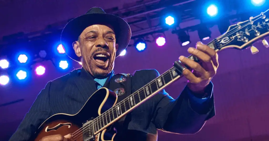 Chicago bluesman John Primer & Little Boogie Boy Bluesband