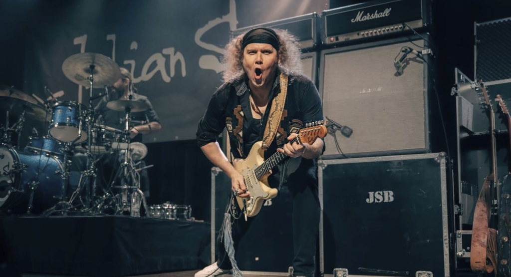 Julian Sas
